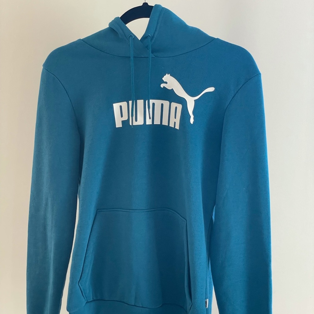 Puma sweater